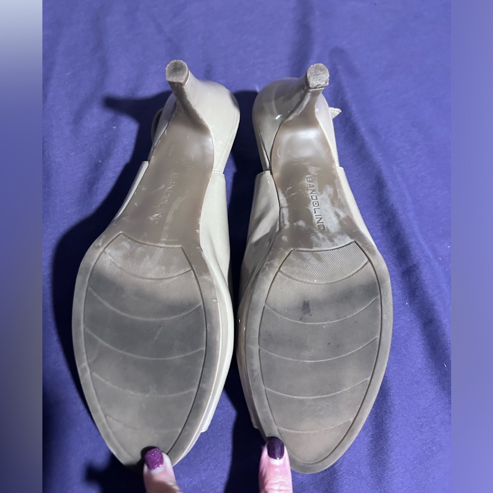 Bandolino Patent Leather Sling Backs - Picture 5 of 8